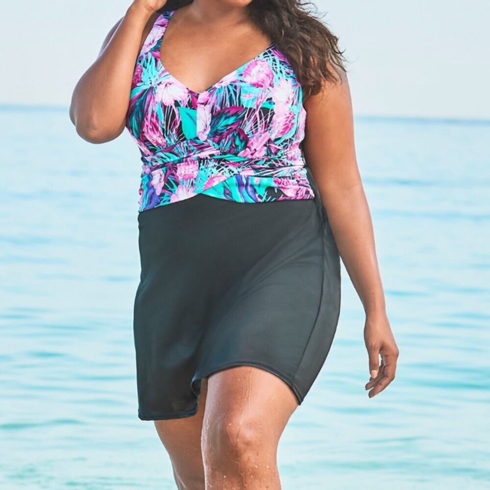 NWT Swimsuits for All floral tropical black crossed swim dress